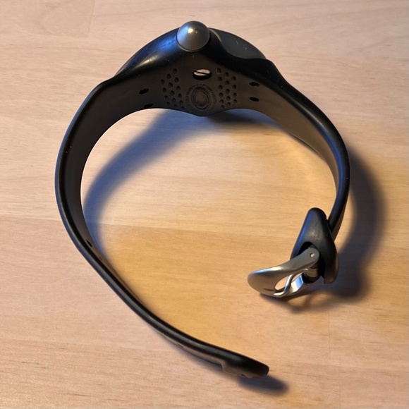 RARE - OAKLEY Watch - Bullet - Stainless/Yellow - Picture 5 of 5